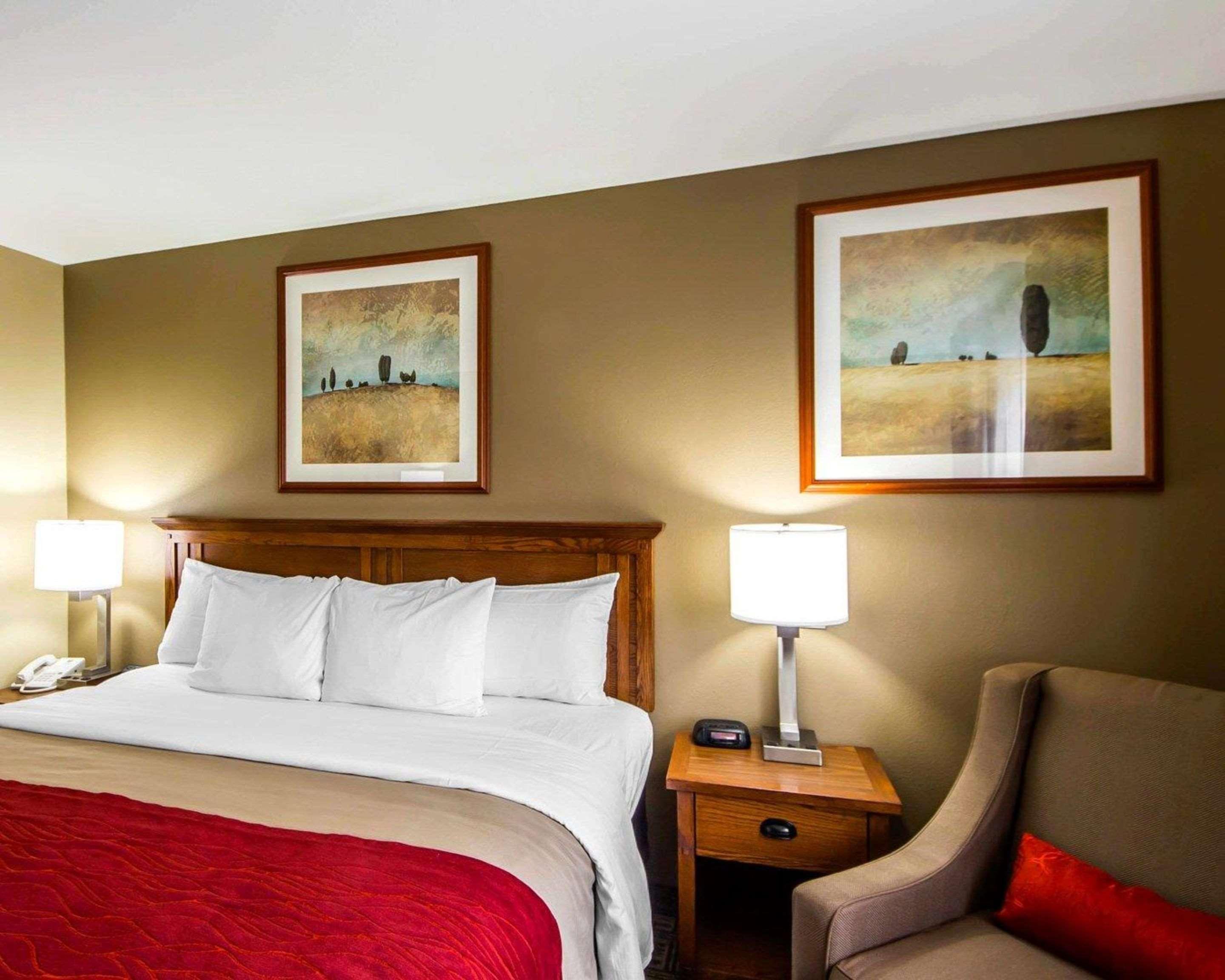 Comfort & Ponca Near Marland Mansion Hotel