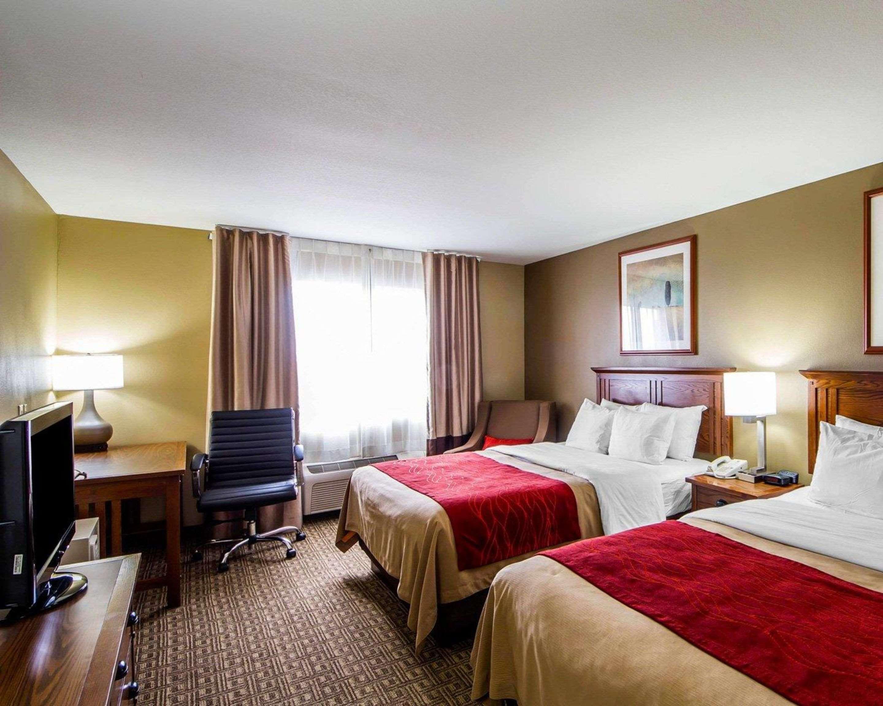 Comfort & Ponca Near Marland Mansion Hotel 3*