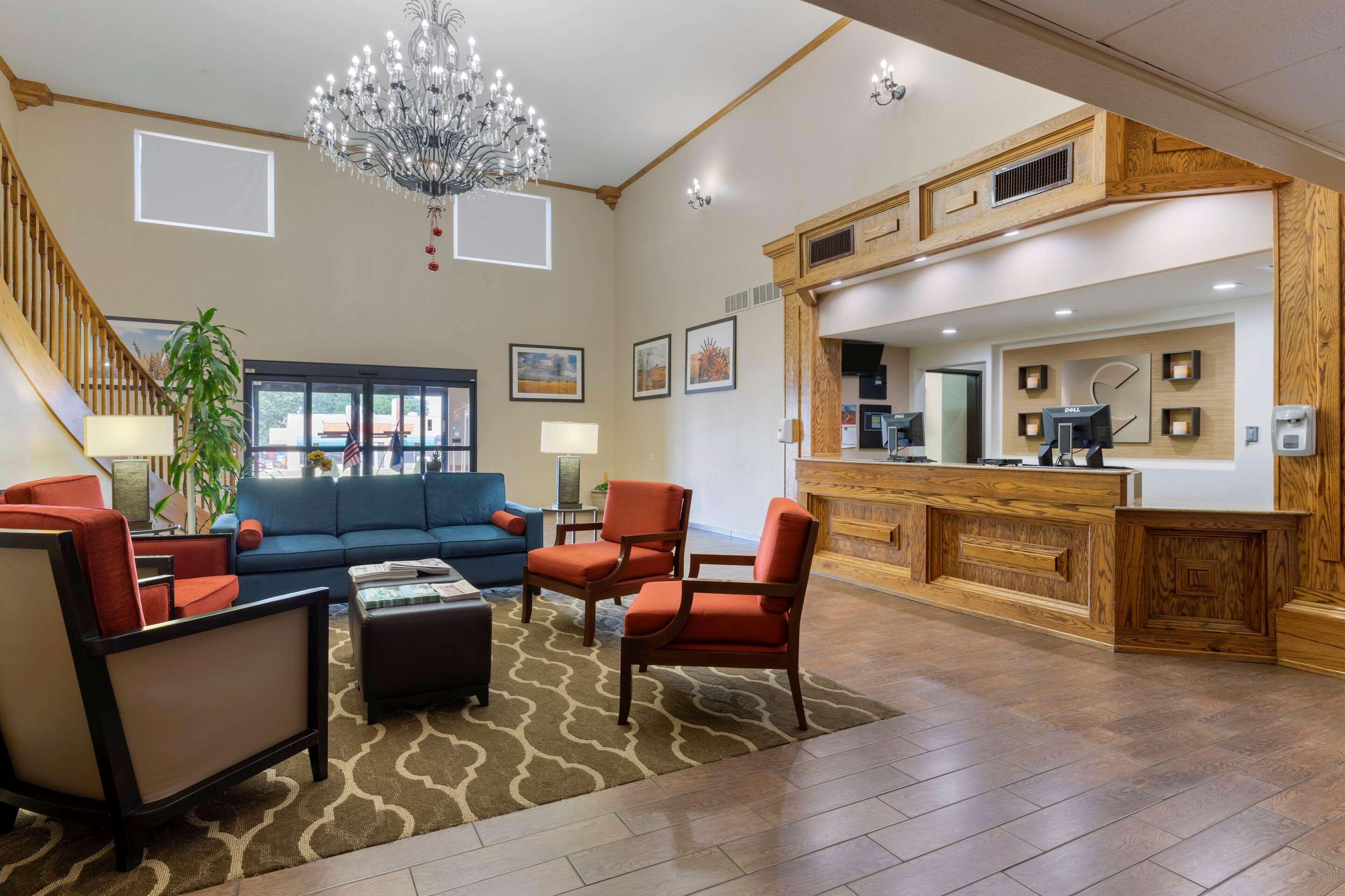 Comfort & Ponca Near Marland Mansion Hotel