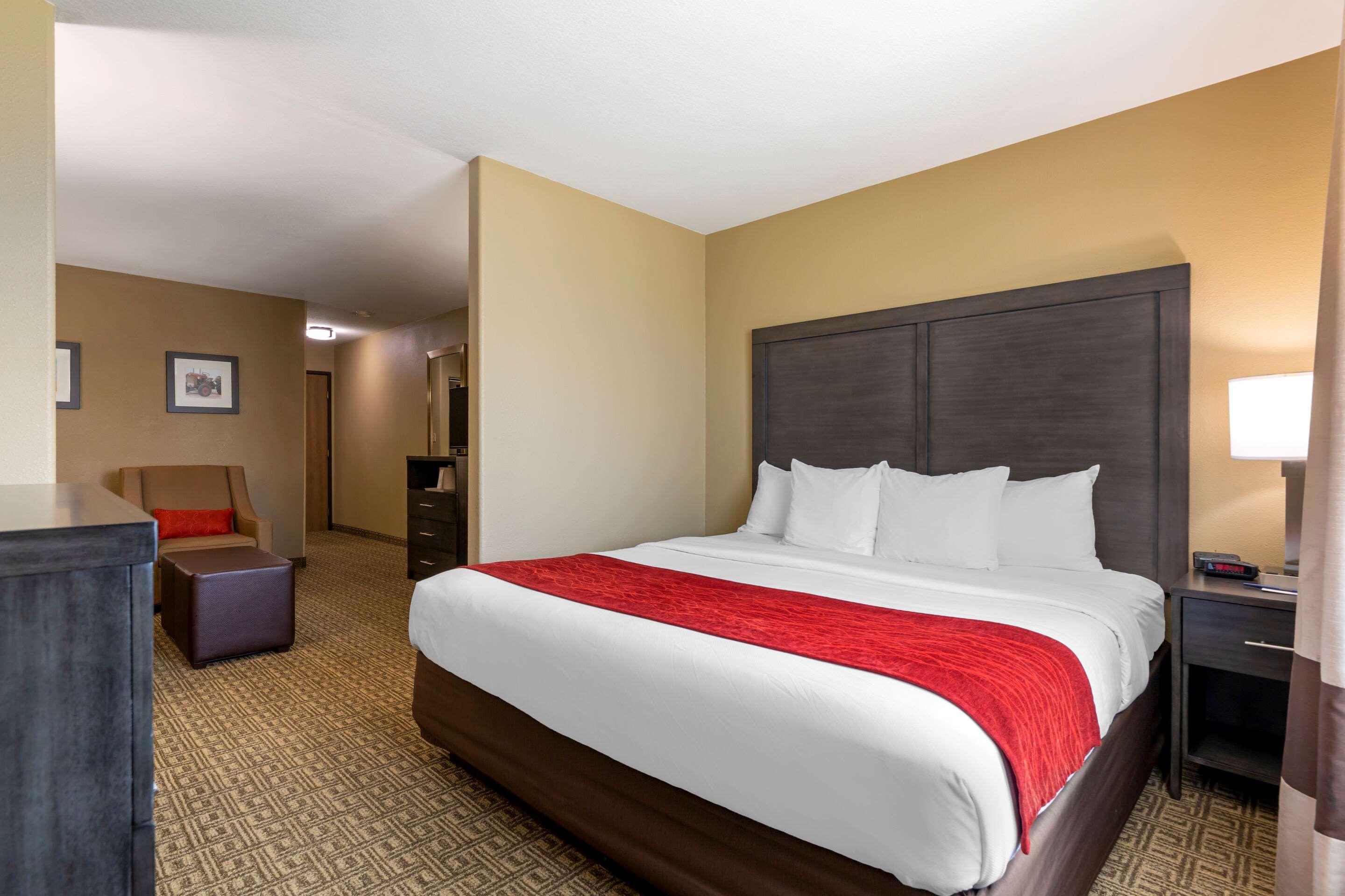Comfort & Ponca Near Marland Mansion Hotel